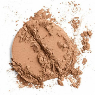 Close up swatch of Colorescience Natural Mineral Foundation SPF 20 in Medium Sand